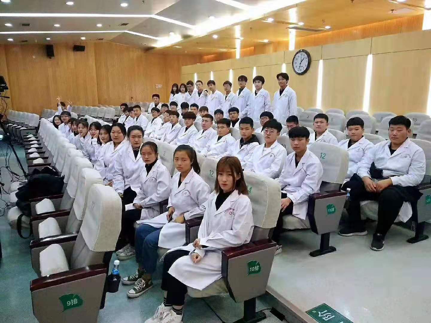 石家庄口腔医学院毕业生想学临床医学可以考哪些大专？